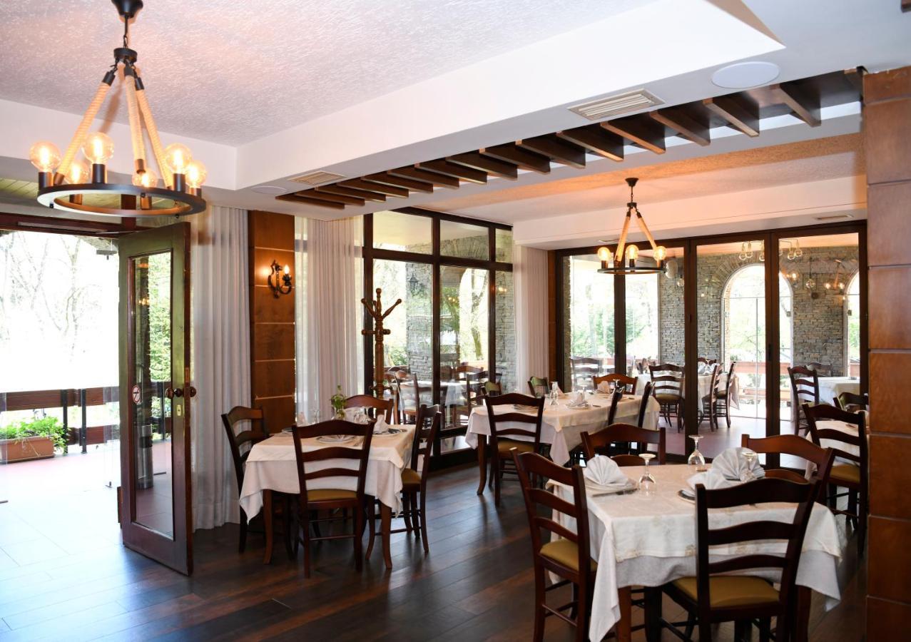 Hotel Restaurant Dreri Tiranë Ngoại thất bức ảnh