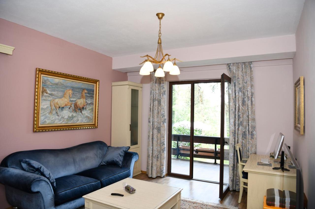 Hotel Restaurant Dreri Tiranë Ngoại thất bức ảnh
