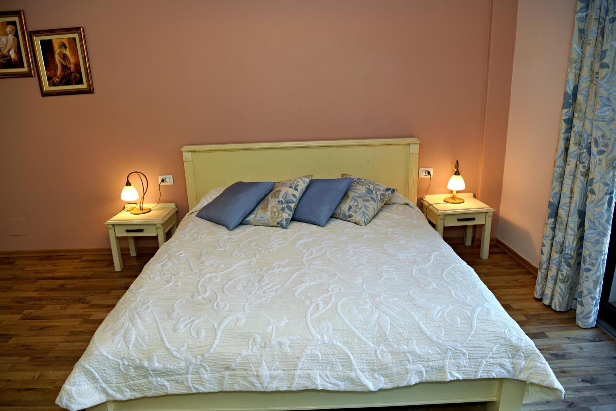 Hotel Restaurant Dreri Tiranë Ngoại thất bức ảnh