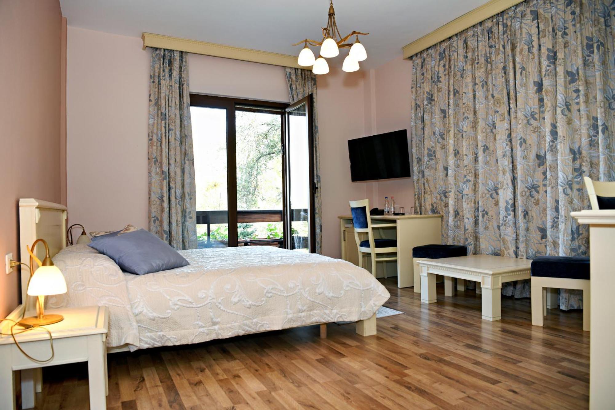 Hotel Restaurant Dreri Tiranë Ngoại thất bức ảnh